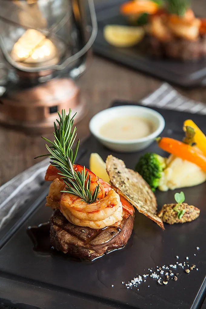 Restaurant & food industry logos